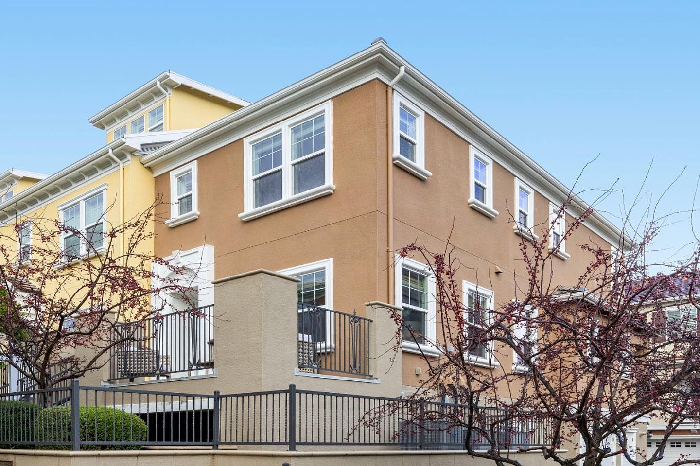 416 Longden Ave San Mateo, CA 94403 - Thumbnail 2