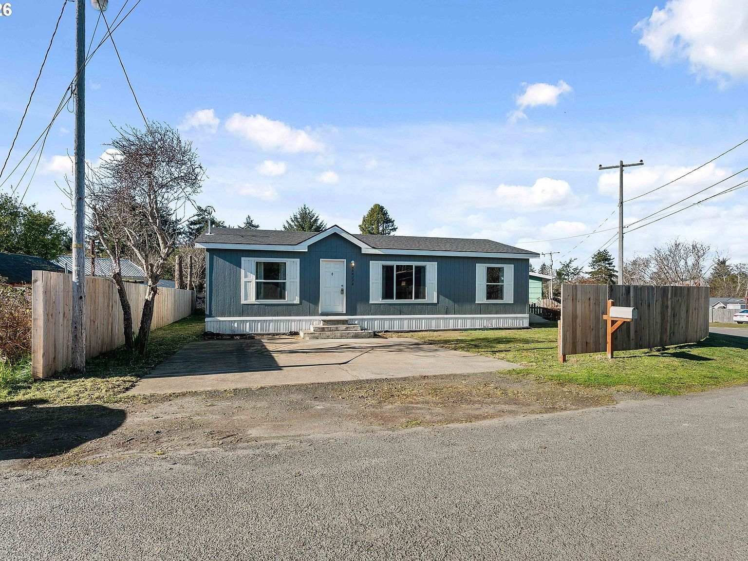 64274 Saddler Rd Coos Bay, OR 97420 - Thumbnail 2