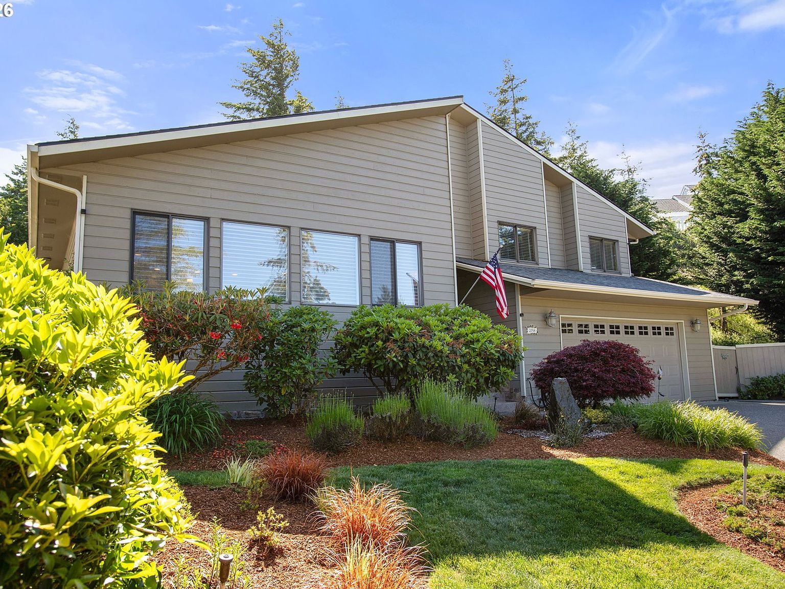 2058 Cedar Ct North Bend, OR 97459 - Thumbnail 2