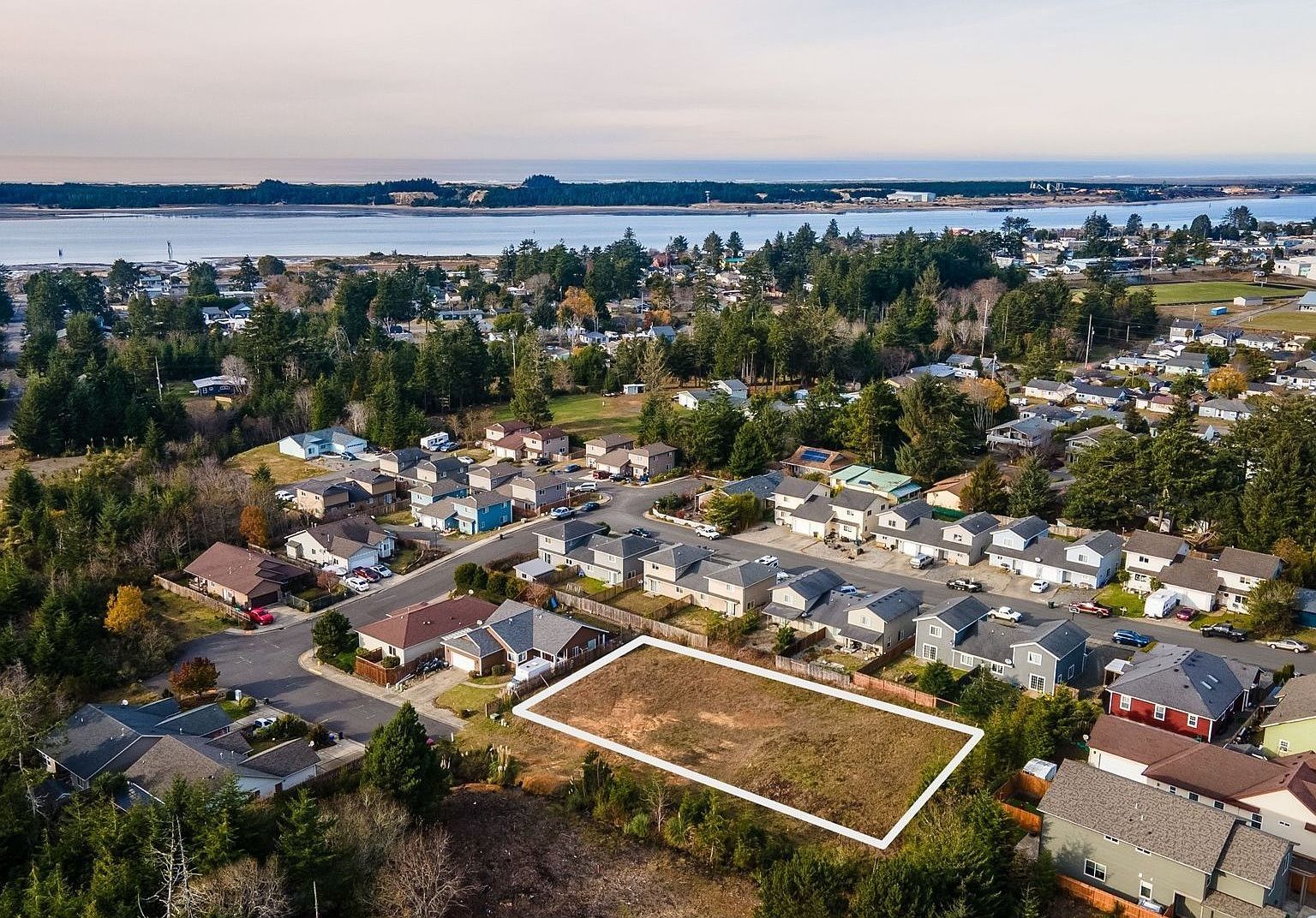 0 Fulton Ave #312 Coos Bay, OR 97420 - Thumbnail 2