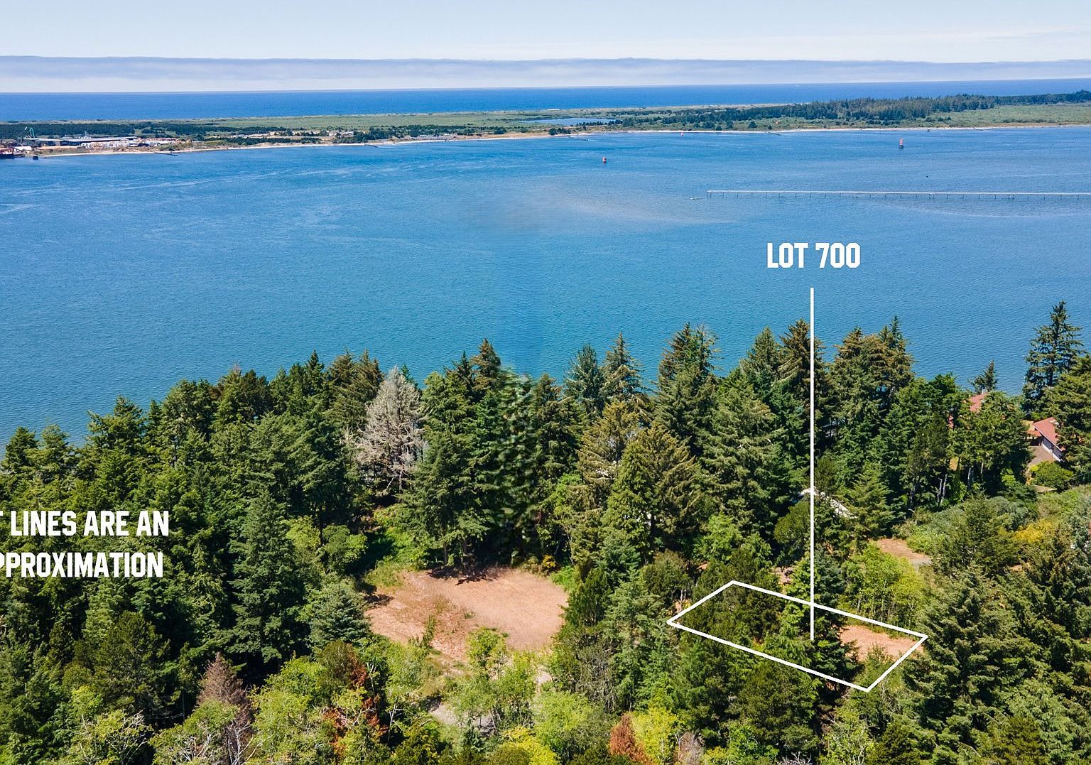 1227 Seagate Ave Coos Bay, OR 97420 - Thumbnail 2