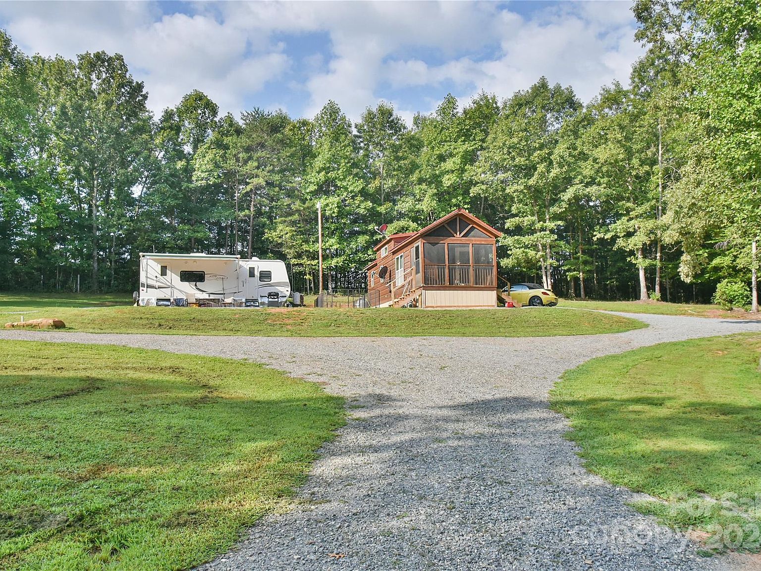 57 Hazel Dr Nebo, NC 28761 - Thumbnail 2