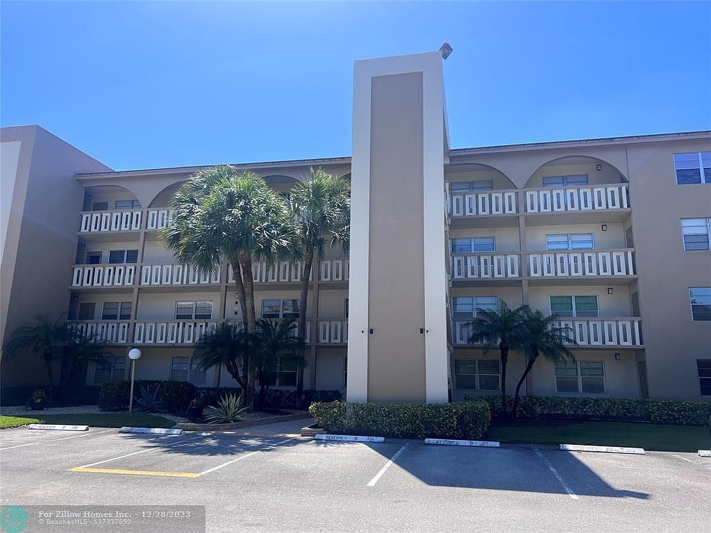 4401 Martinique Ct APT G2 Pompano Beach, FL 33066 - Thumbnail 2