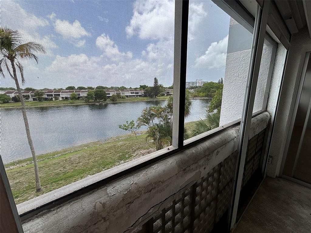 3301 Spanish Moss Ter APT 308 Fort Lauderdale, FL 33319 - Thumbnail 2