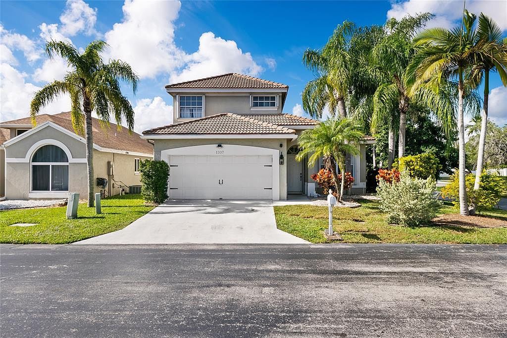 1337 Fairfax Cir E Boynton Beach, FL 33436 - Thumbnail 2