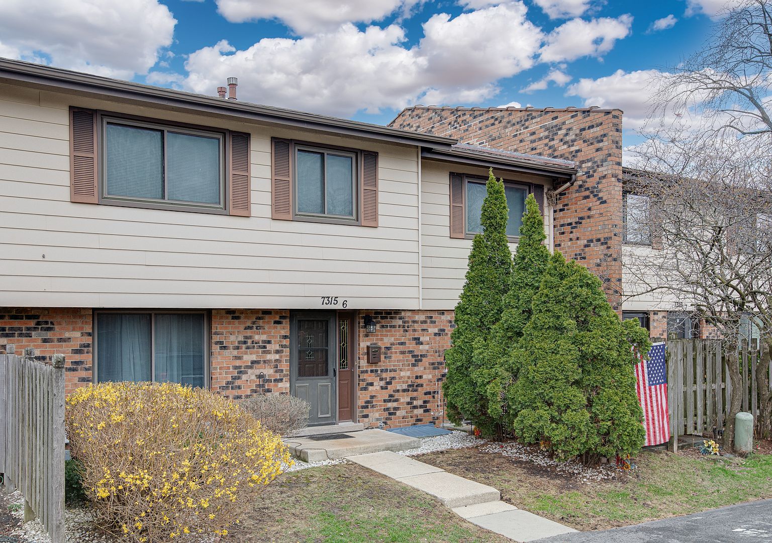 (undisclosed Address) Downers Grove, IL 60516 - Thumbnail 2