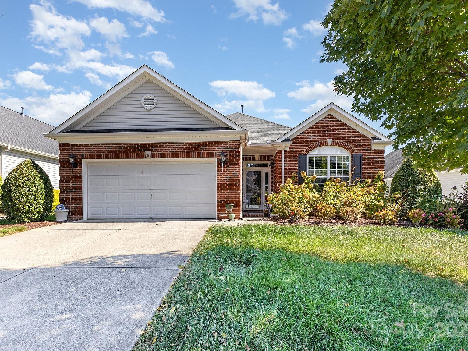 881 Platinum Dr Fort Mill, SC 29708 - Thumbnail 2