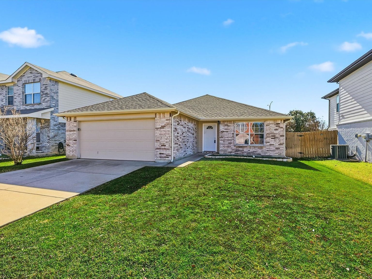 2112 Valley Forge Trl Fort Worth, TX 76177 - Thumbnail 2