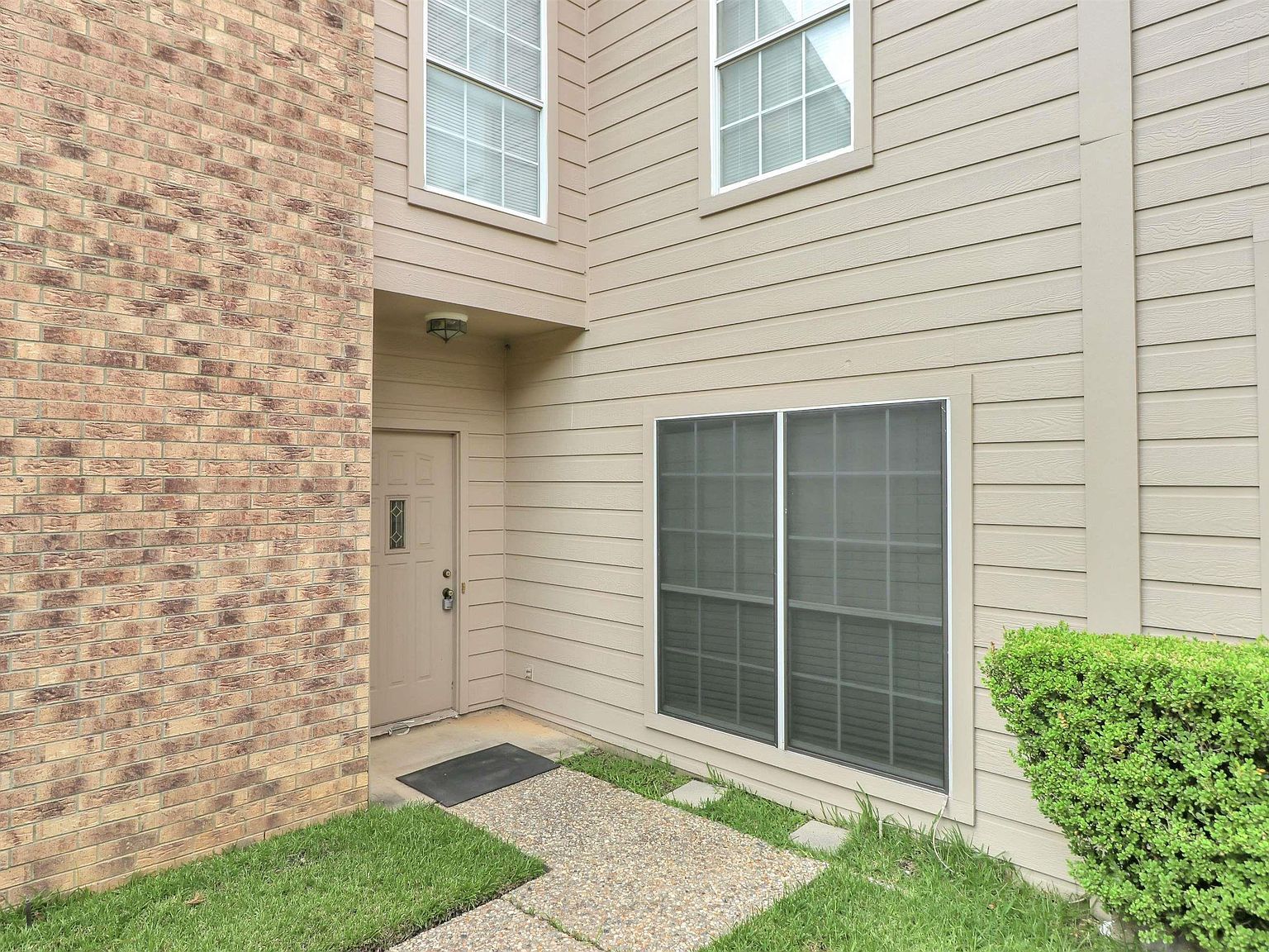 2006 Villa Dr Tyler, TX 75703 - Thumbnail 2