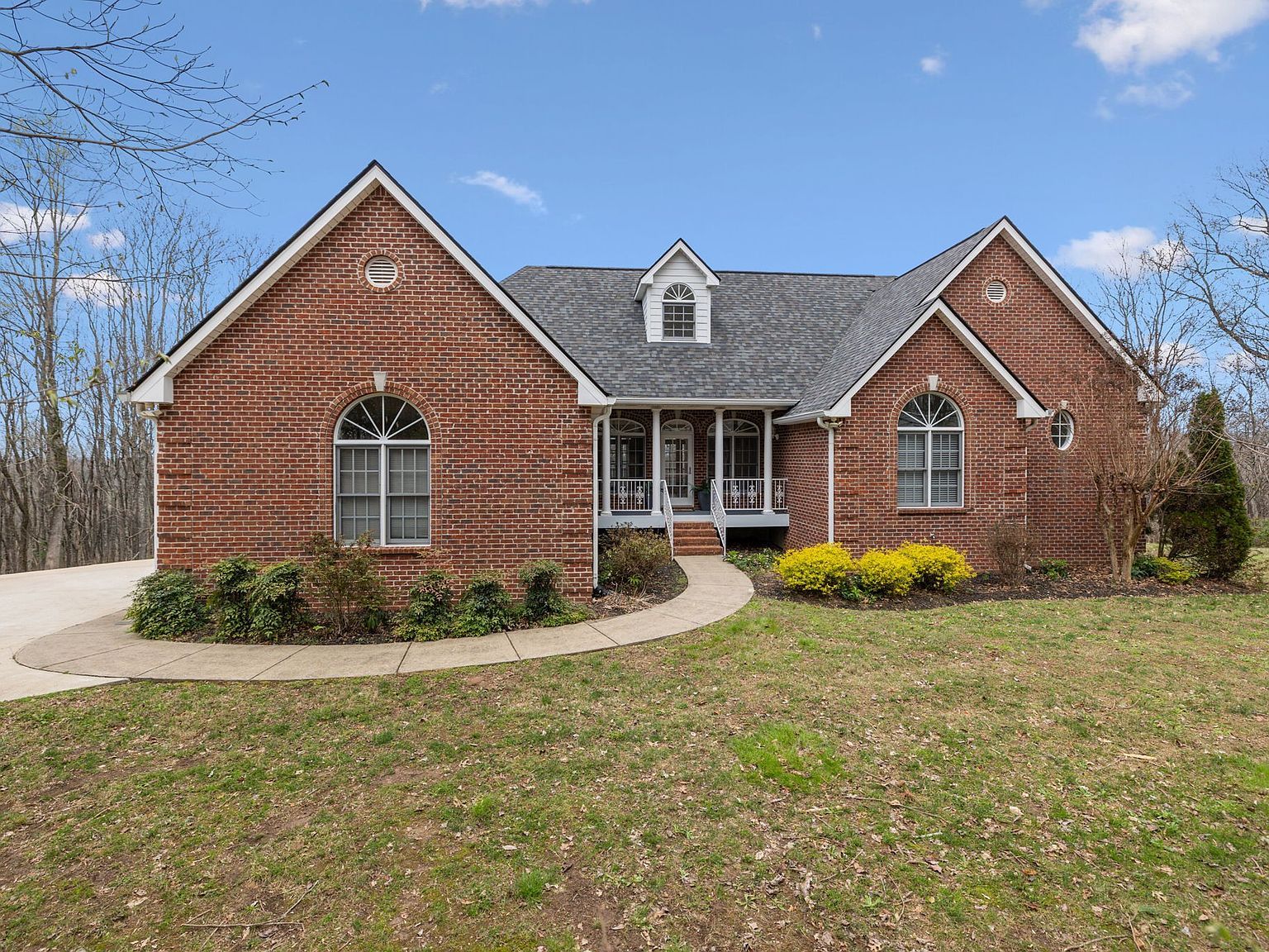 4024 Williamsport Pike Williamsport, TN 38487  | Single Family