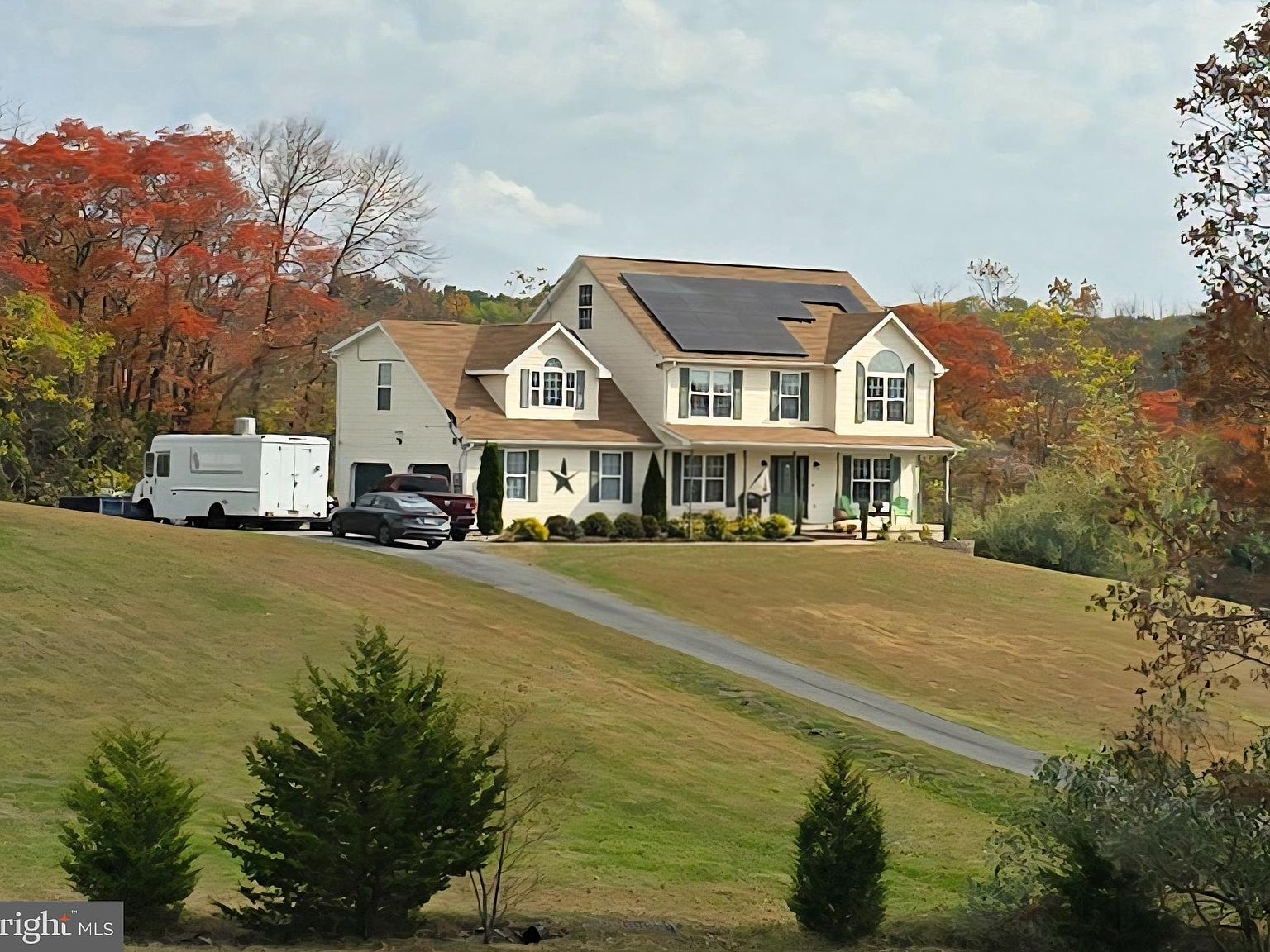 311 Stacia Way Saylorsburg, PA 18353 - Thumbnail 2