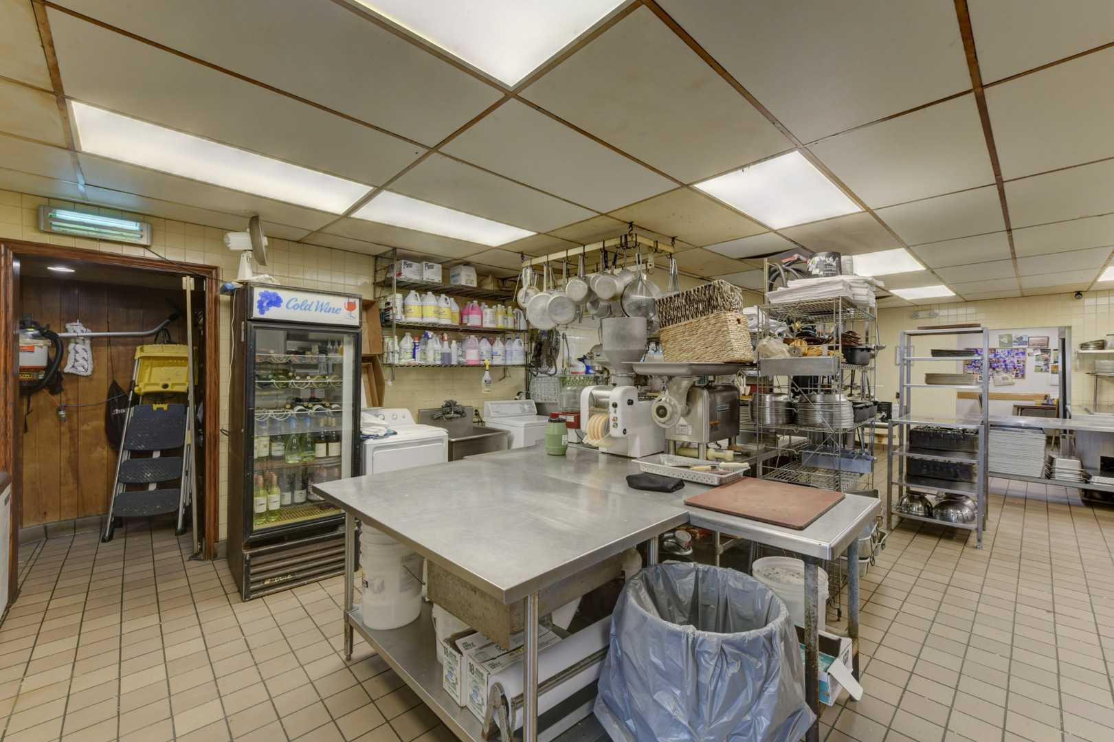 502 Dixie Highway, Beecher, IL, USA, 60401 - Thumbnail 3