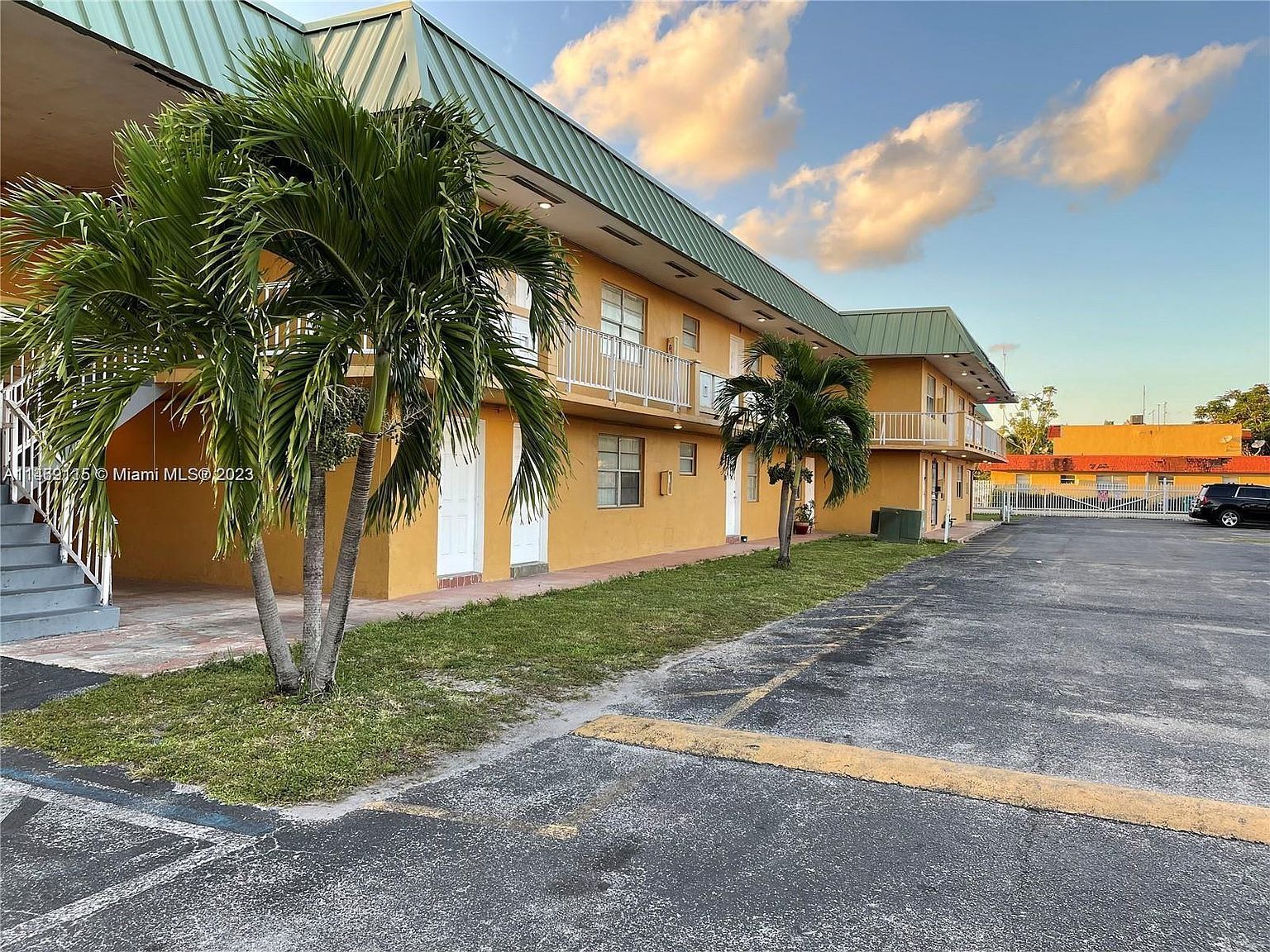505 NW 177th St APT 243 Miami Gardens, FL 33169 - Thumbnail 2