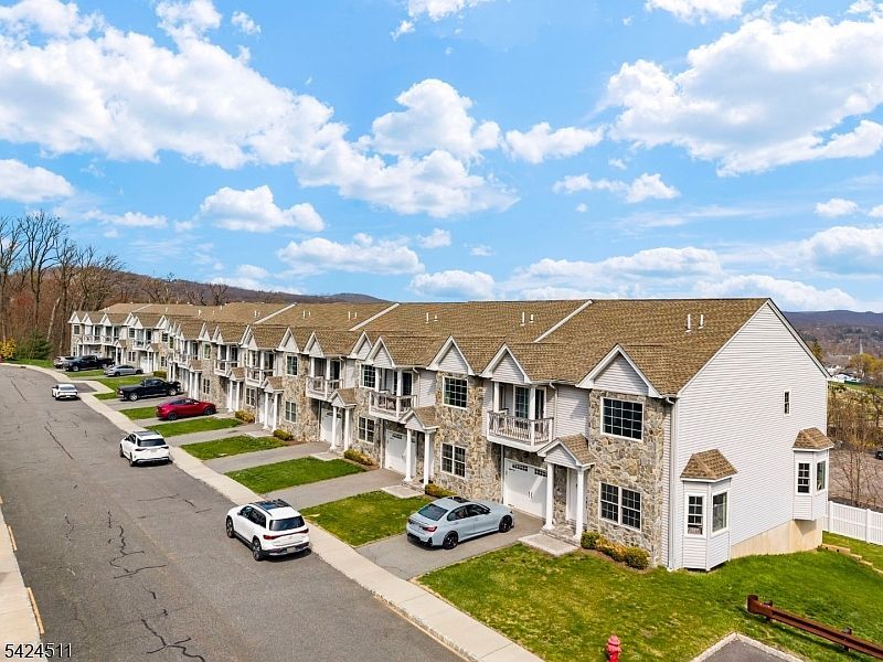 64 Halina Ln Butler, NJ 07405  | New build