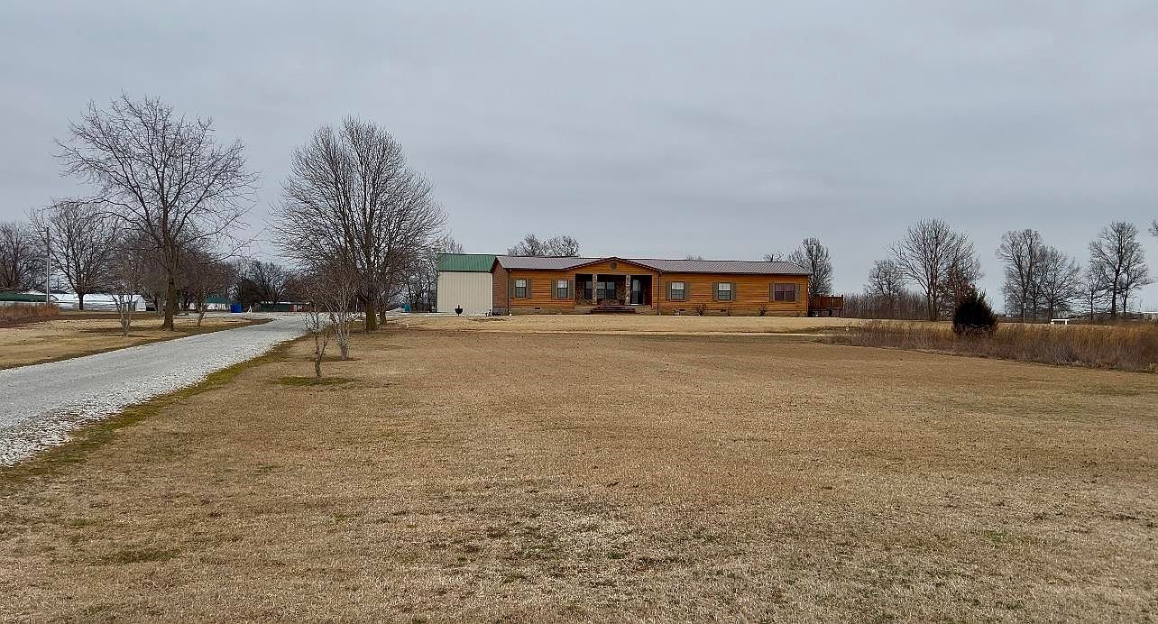 1384/1386 County Road 131 Corning, AR 72422 - Thumbnail 2