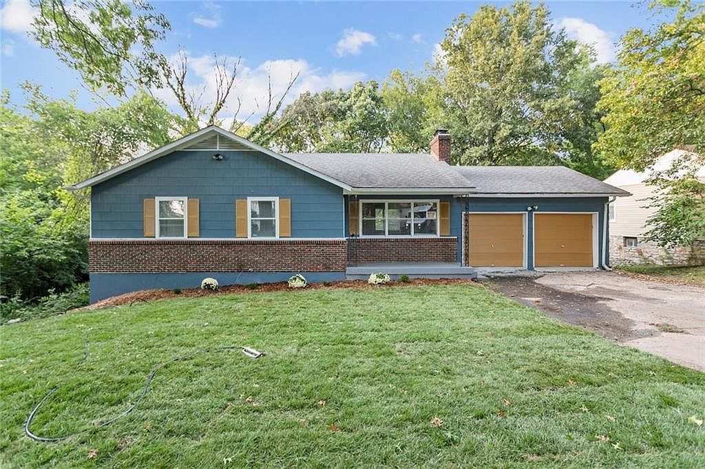 6874 Sni A Bar Rd Kansas City, MO 64129  | Single Family
