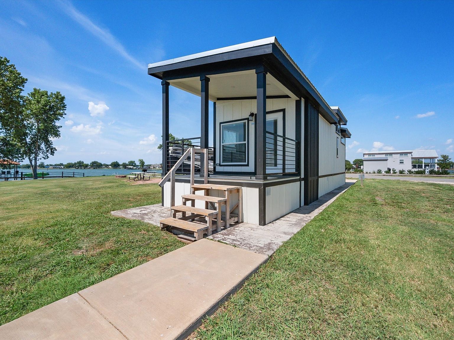 6444 Peninsula Rd Kerens, TX 75144 - Thumbnail 2