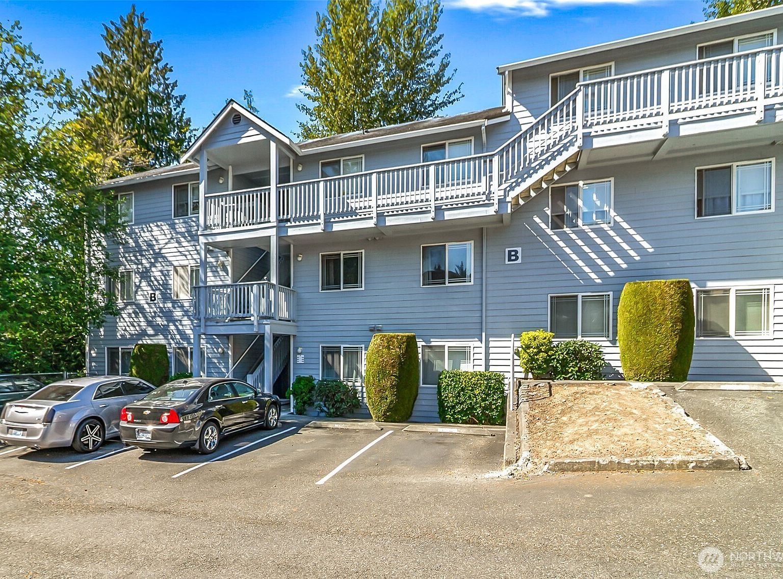 9727 18th Ave W APT B202 Everett, WA 98204 - Thumbnail 2