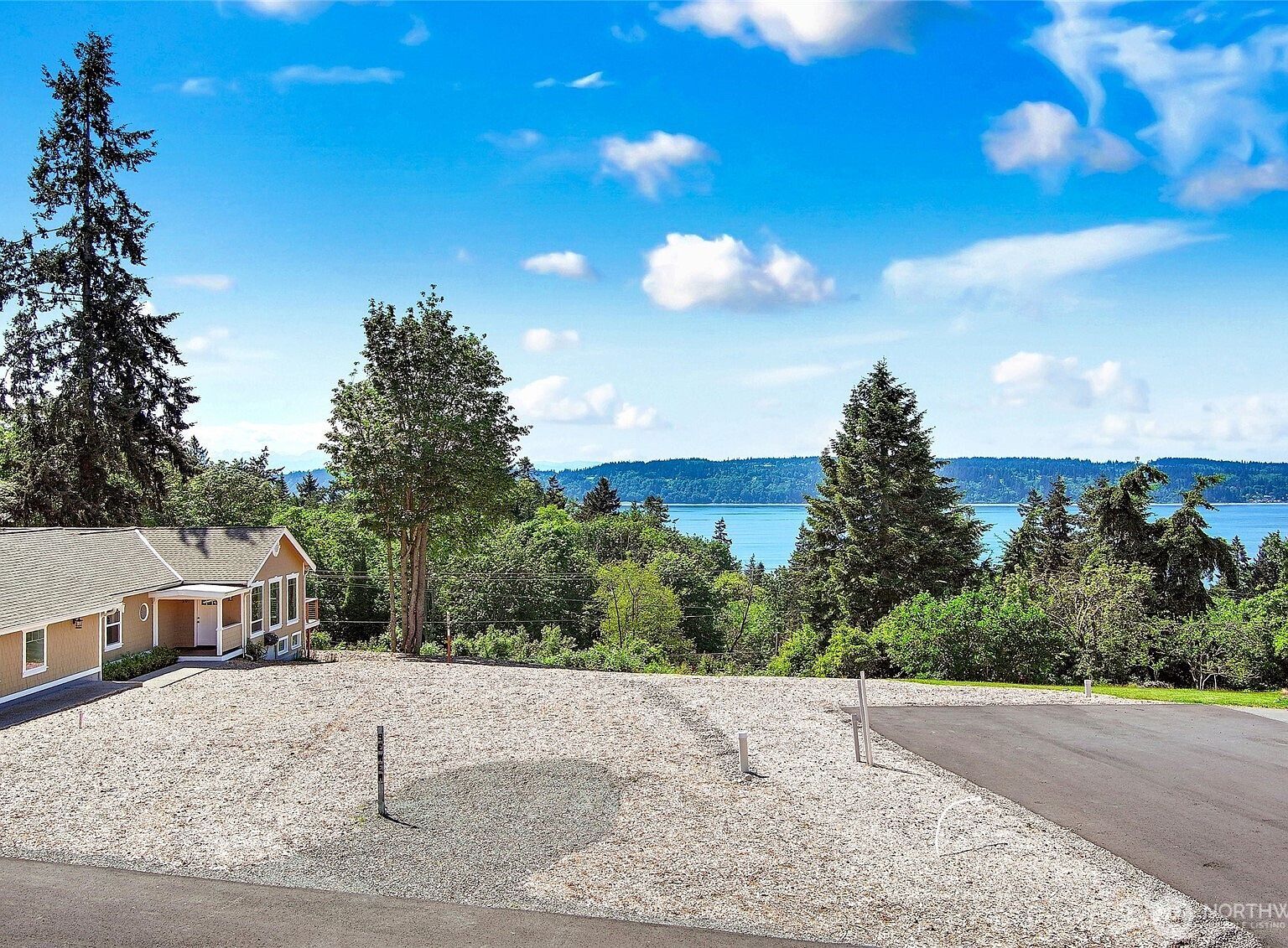 507 11th St Mukilteo, WA 98275, 98275