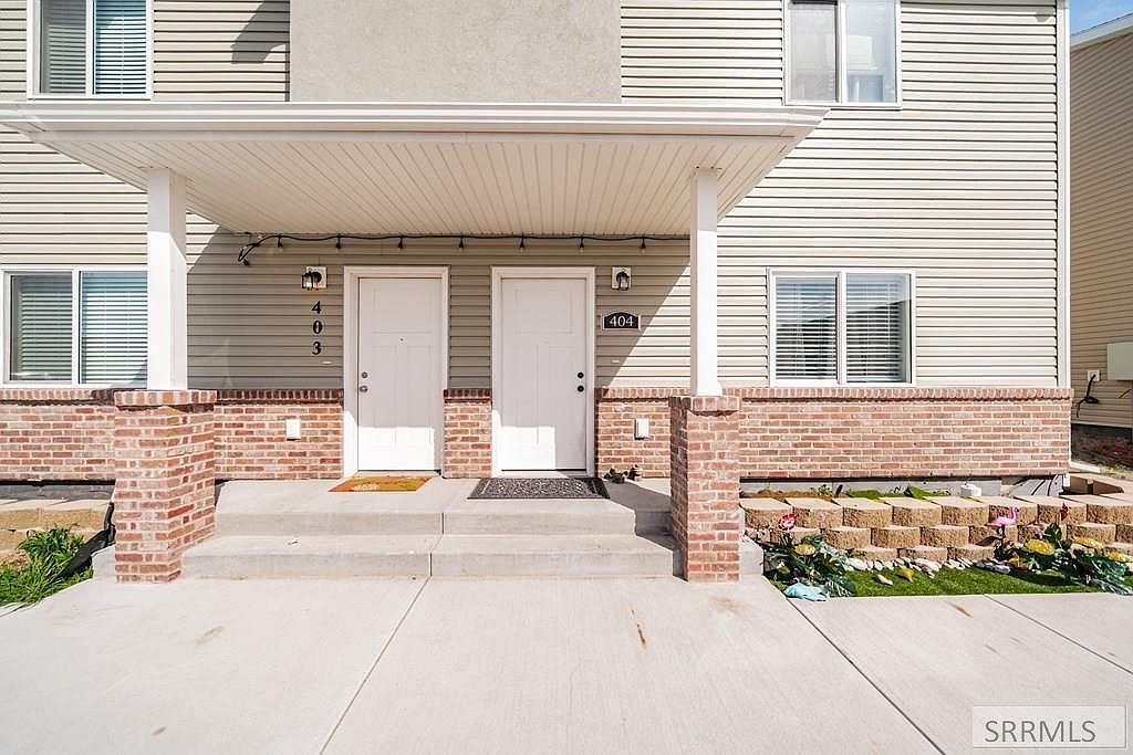 2015 Lawrence Ln #404 Blackfoot, ID 83221 - Thumbnail 2