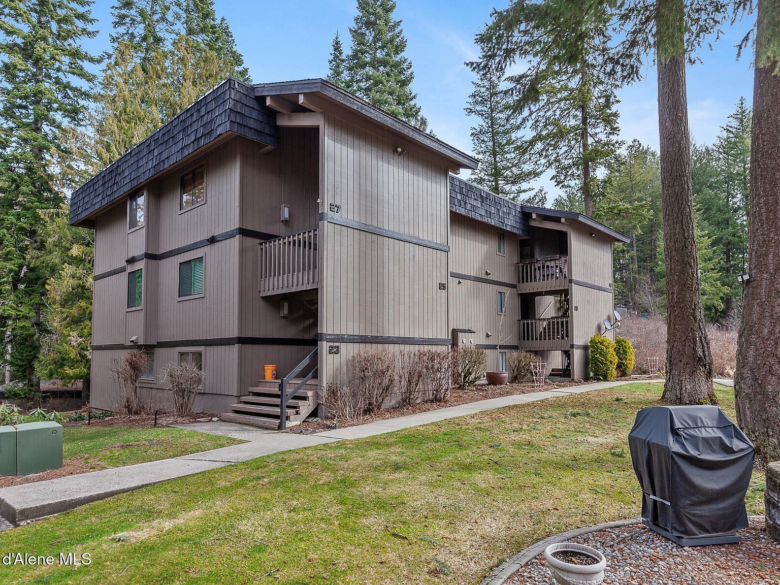 5421 W Fairway Ln UNIT 23 Rathdrum, ID 83858 - Thumbnail 2