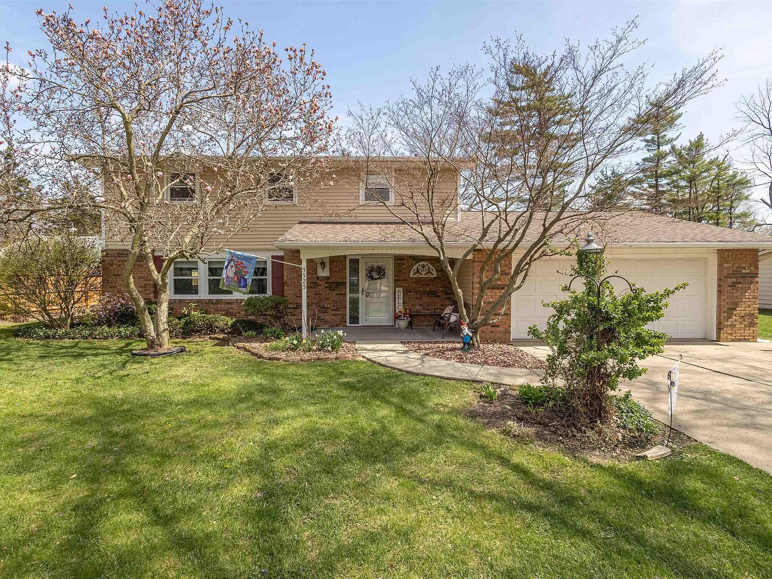 5323 Fernwood Ave Fort Wayne, IN 46809  | Single Family