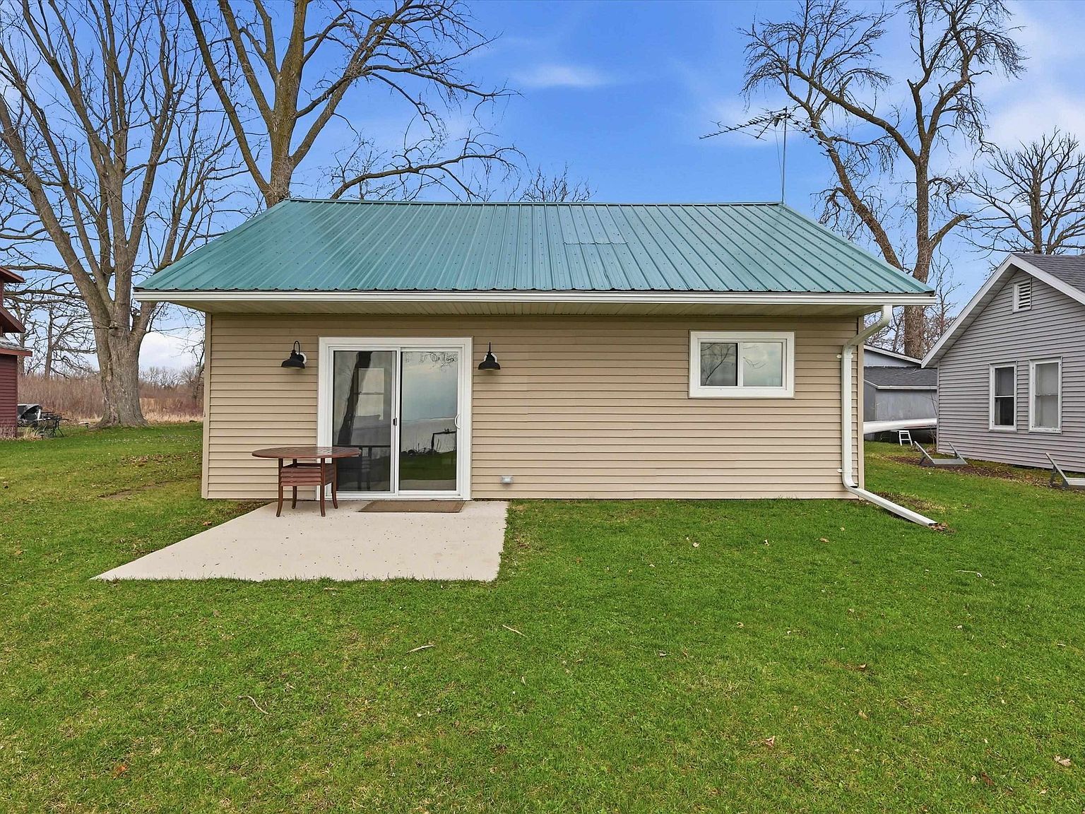 N2013 Elmwood Beach Rd Chilton, WI 53014  | Single Family