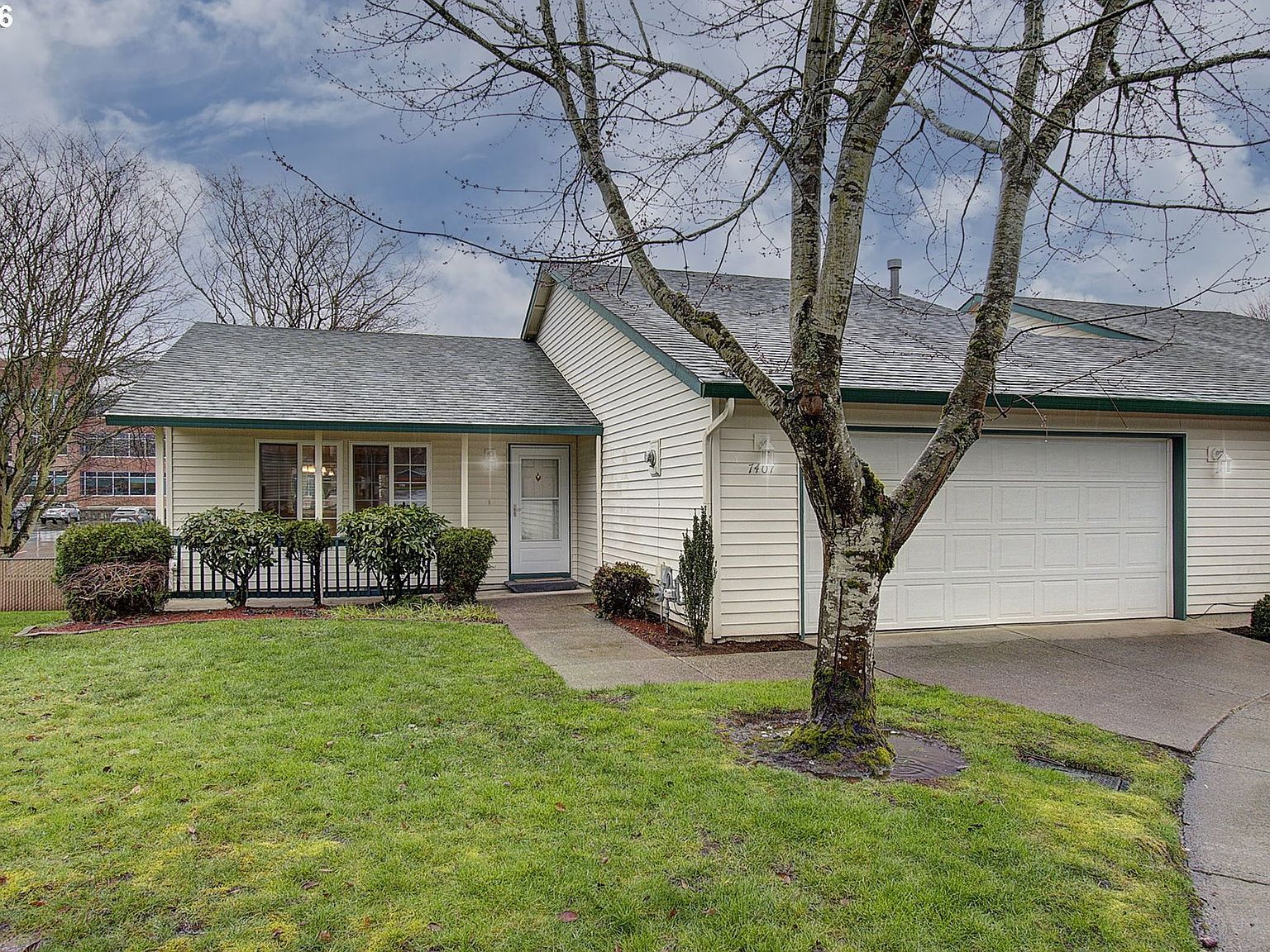 7407 NE 43rd St Vancouver, WA 98662 - Thumbnail 2