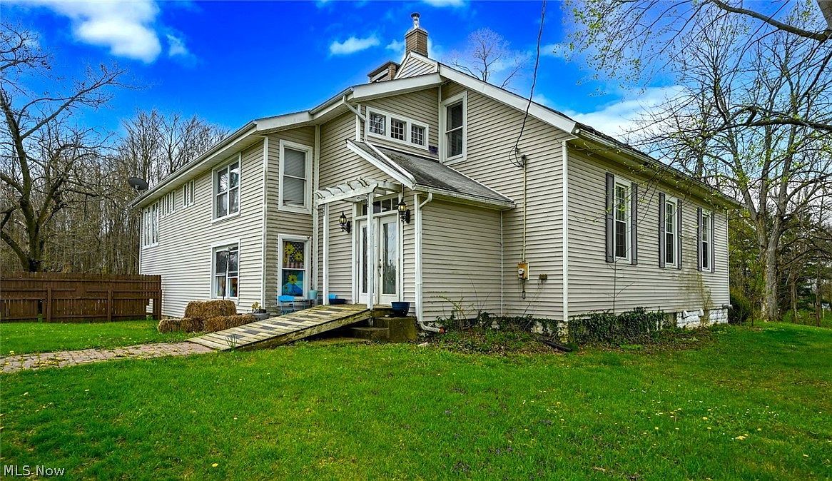 1305 Township Road 1656 Ashland, OH 44805  | Single Family