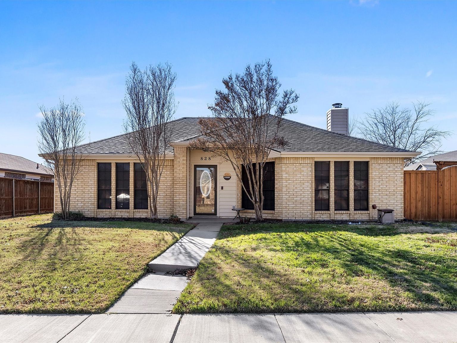 828 Arbor Downs Dr Plano, TX 75023 - Thumbnail 2