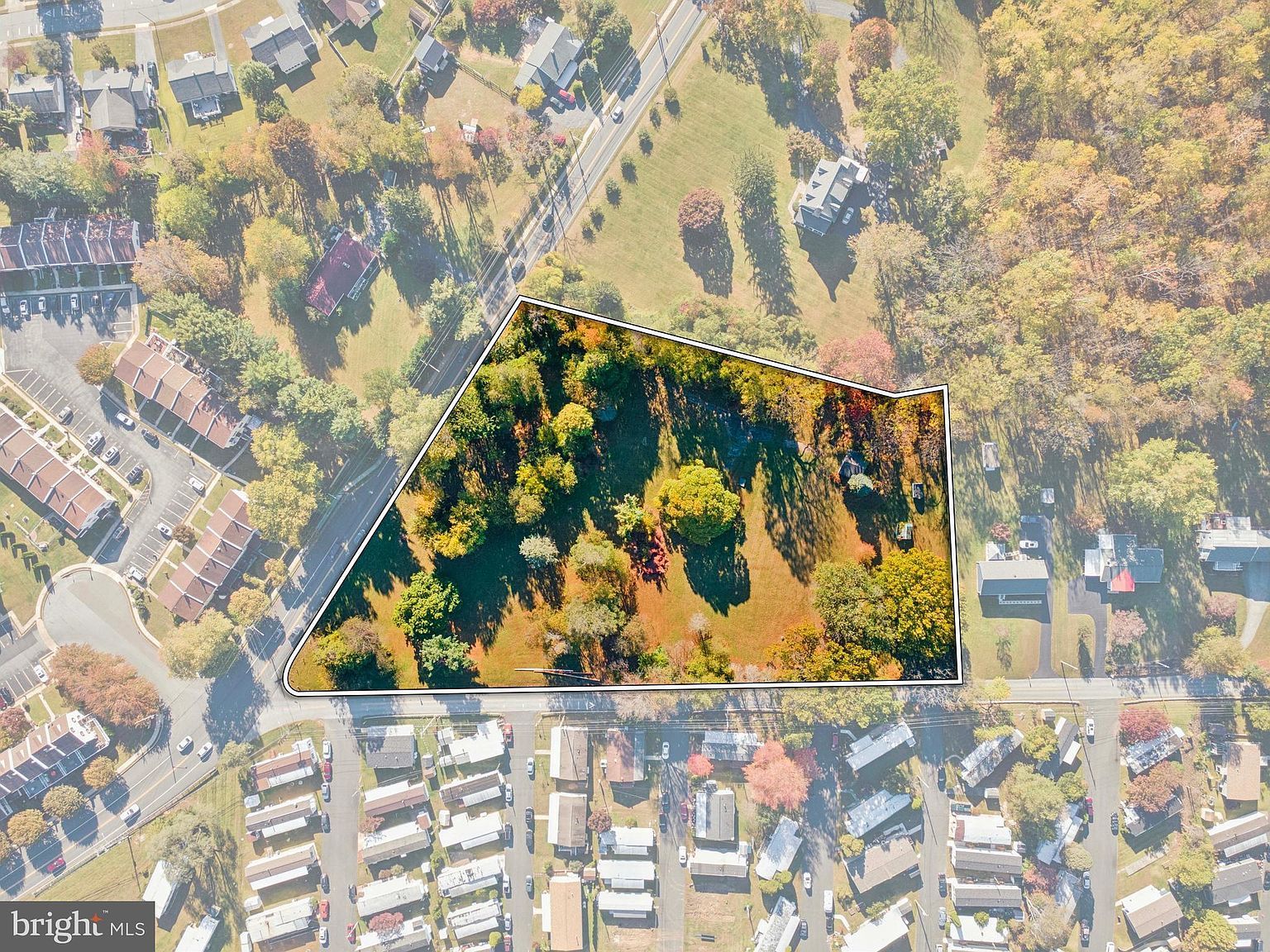 887 Red Hill Rd Aston, PA 19014 - Thumbnail 2