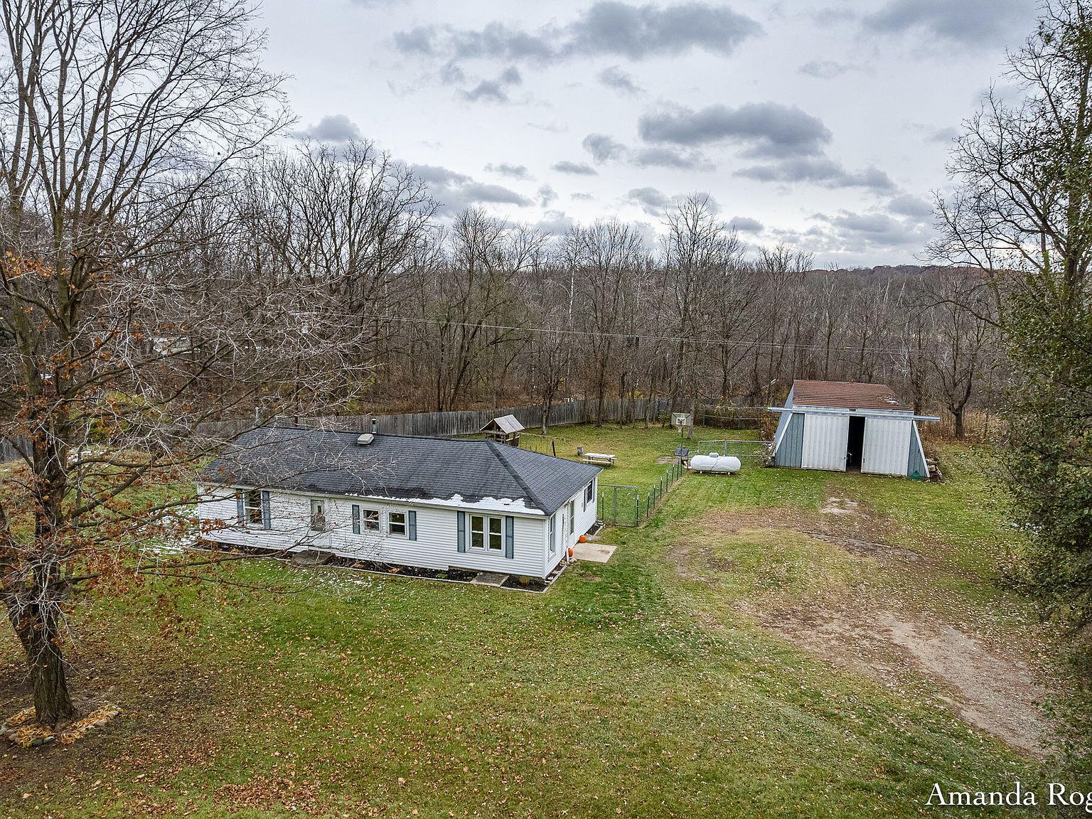 5281 Bluewater Hwy Saranac, MI 48881 - Thumbnail 2