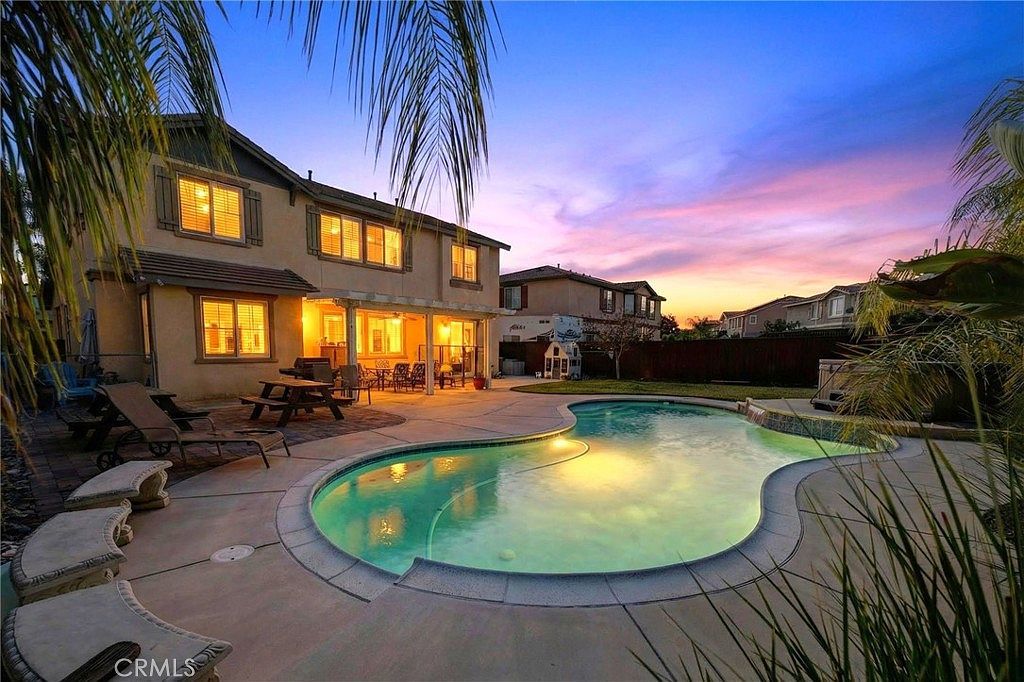 53050 Imperial St Lake Elsinore, CA 92532 - Thumbnail 2