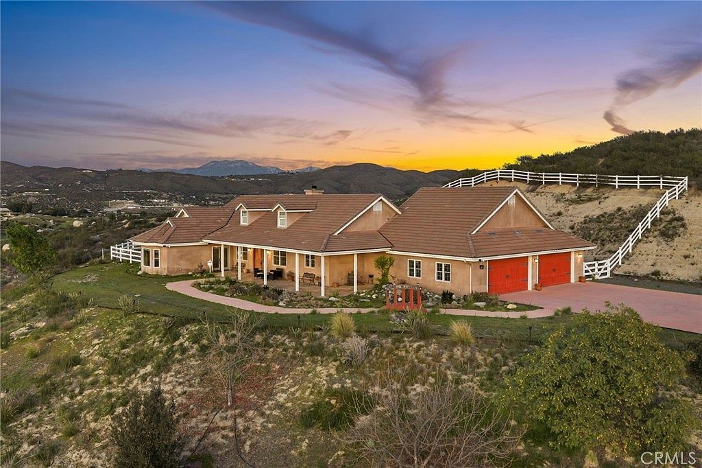 39339 Calle Conejo Temecula, CA 92592 - Thumbnail 2