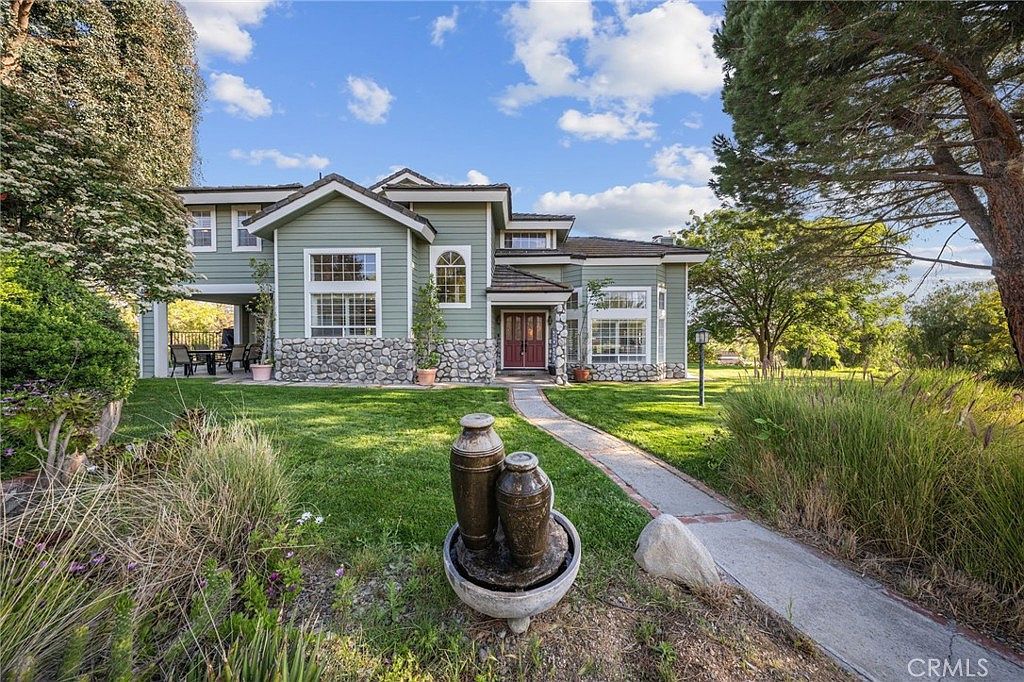 36350 Calle Poco Temecula, CA 92592  | Single Family