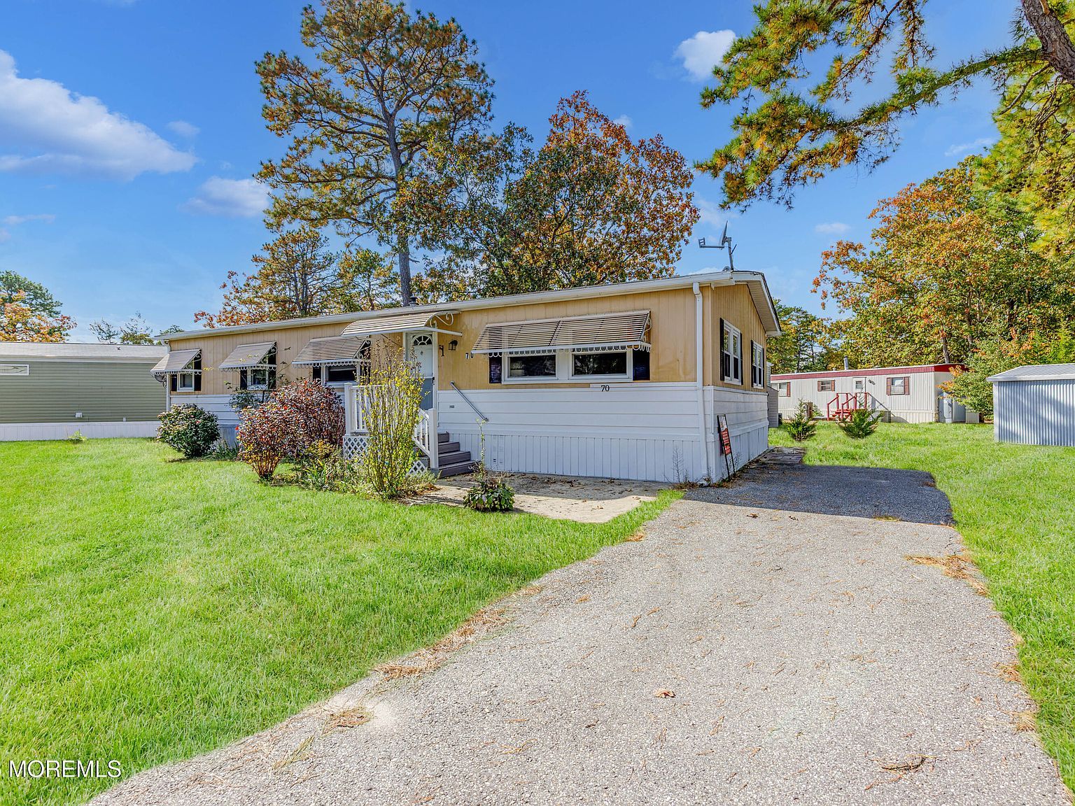 70 Woodchuck Pkwy Whiting, NJ 08759 - Thumbnail 2