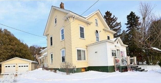 33 Grand Ave Swanton, VT 05488 - Thumbnail 2