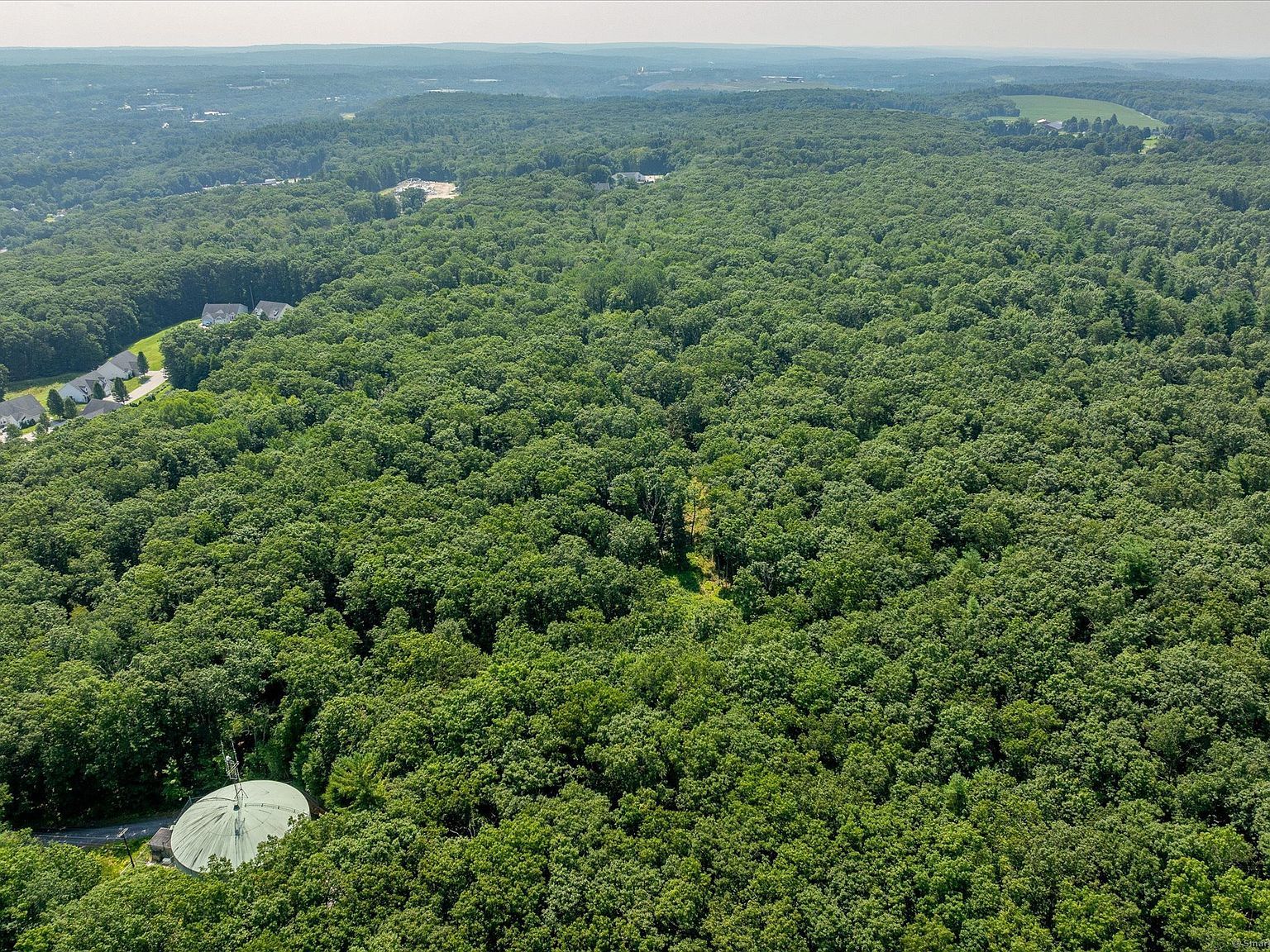 219 Pomfret St Putnam, CT 06260 - Thumbnail 2