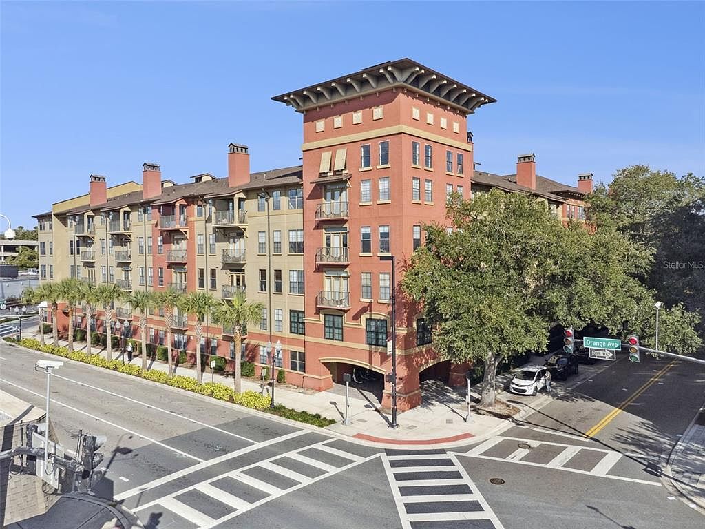 911 N Orange Ave APT 548 Orlando, FL 32801 - Thumbnail 2