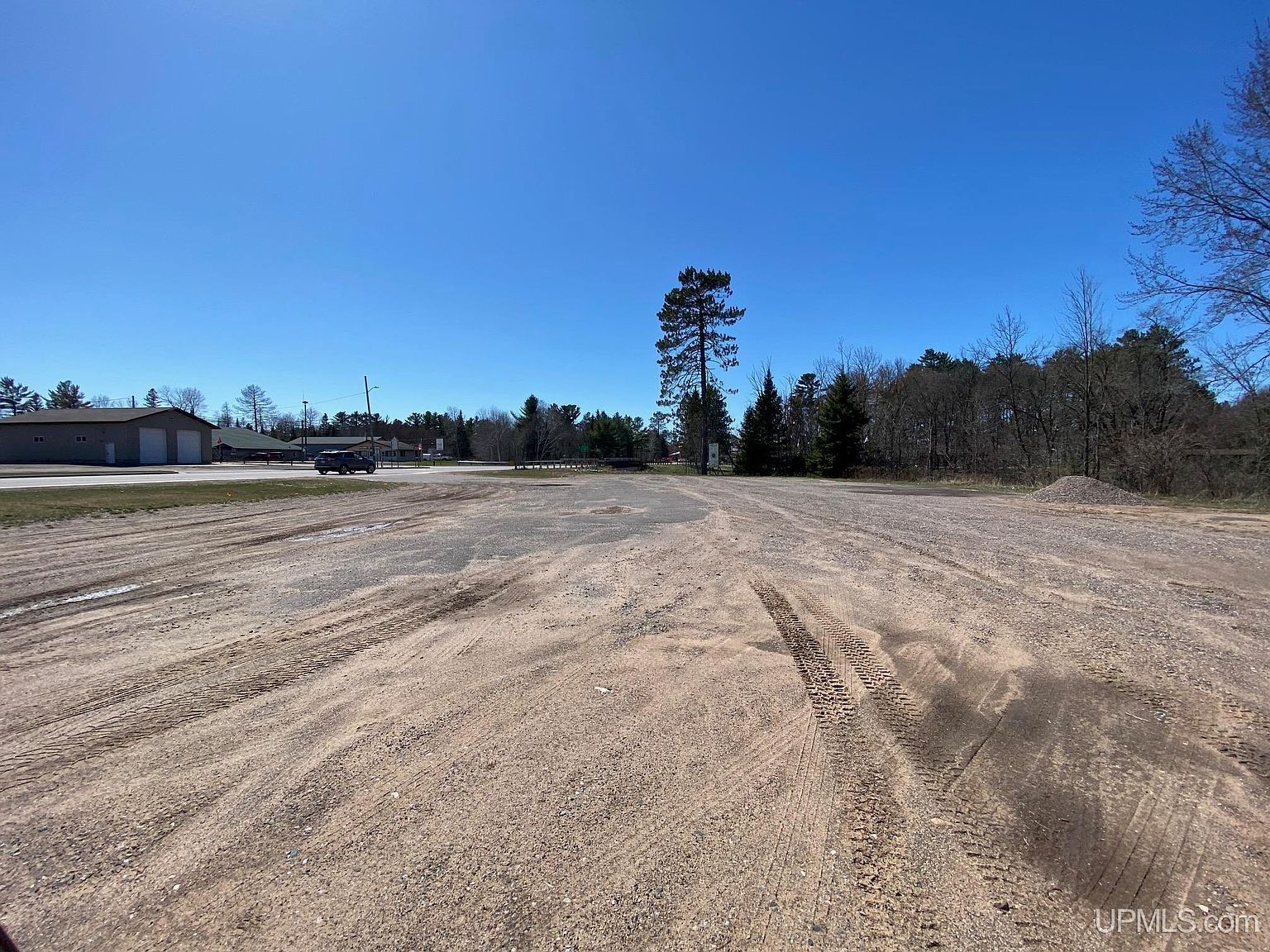 116 W M35 Hwy Gwinn, MI 49841 - Thumbnail 2