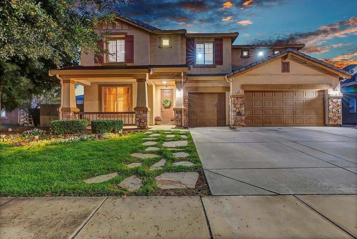 312 Martin St Tulare, CA 93274 - Thumbnail 2