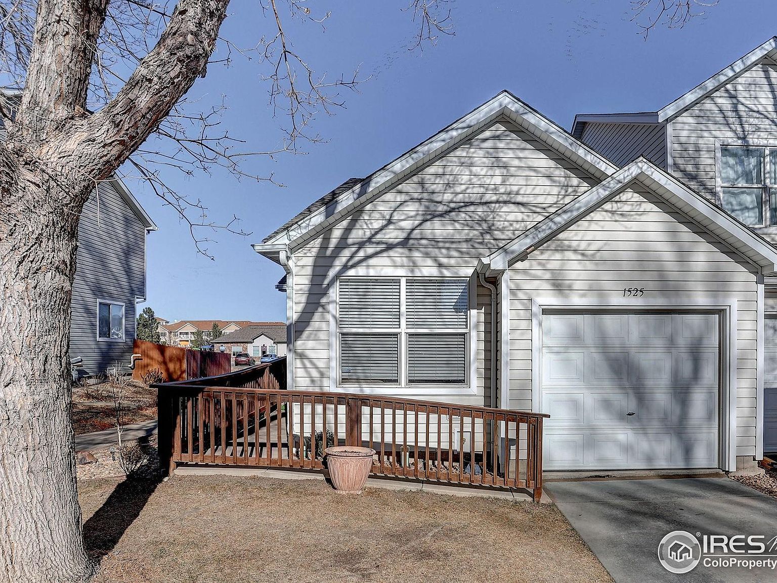 1525 Oak Creek Dr Loveland, CO 80538 - Thumbnail 2