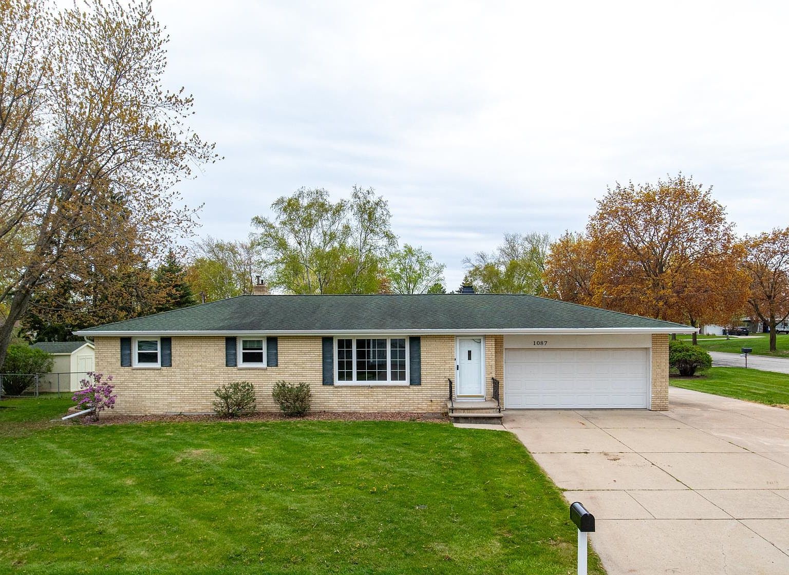 1087 Bethany Pl Green Bay, WI 54304, 54304