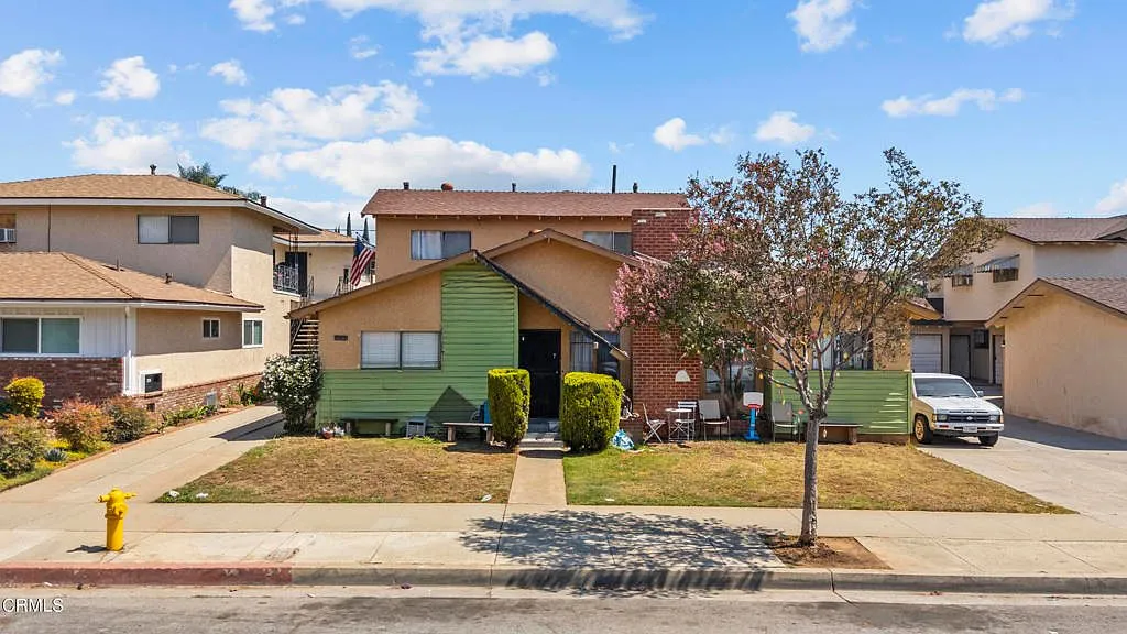 2120 W Victoria Ave Montebello, CA 90640, 90640