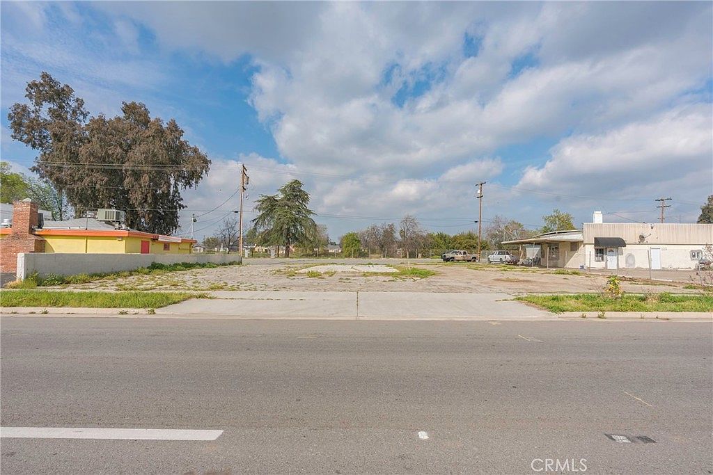 217 Niles Pl Lot 22-26 Bakersfield, CA 93305 - Thumbnail 2