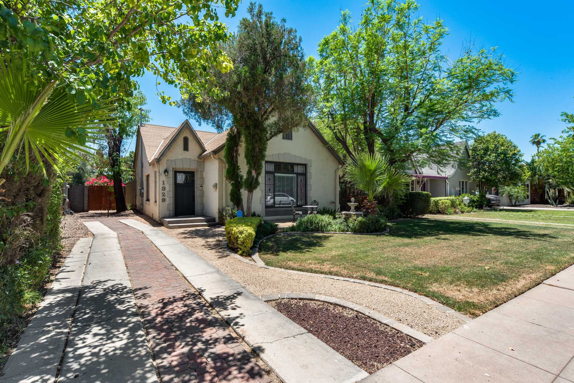 1329 W Lynwood St, Phoenix, AZ 85007, USA | Single Family