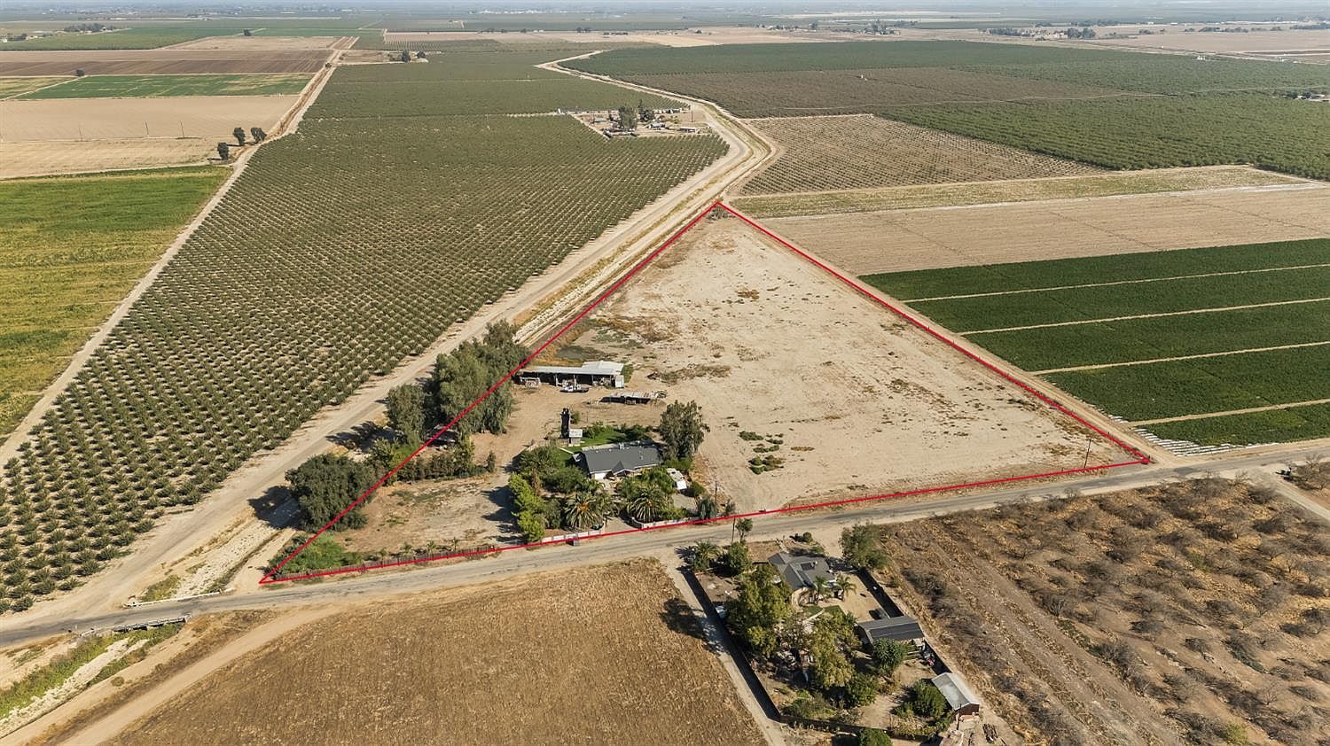 860 W Riverdale Ave Riverdale, CA 93656 - Thumbnail 2