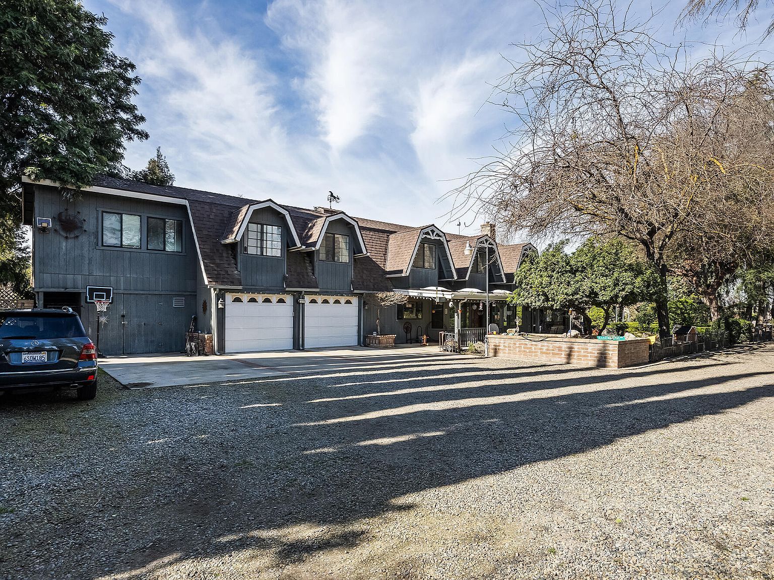 1138 NE Riverway Dr Visalia, CA 93291 - Thumbnail 2