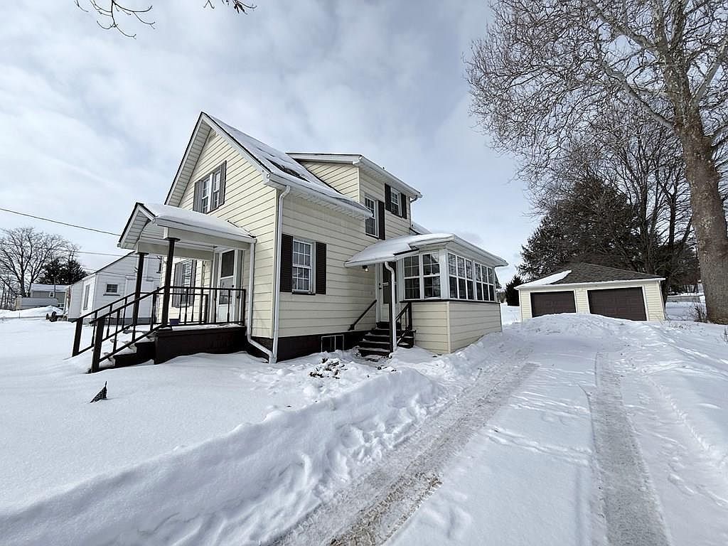 1356 Pittsburgh Rd Franklin, PA 16323 - Thumbnail 2