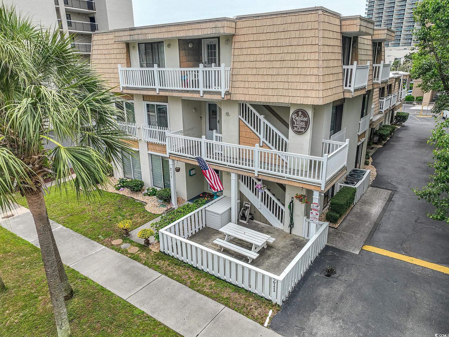 211 76th Ave N APT B4 Myrtle Beach, SC 29572 - Thumbnail 2